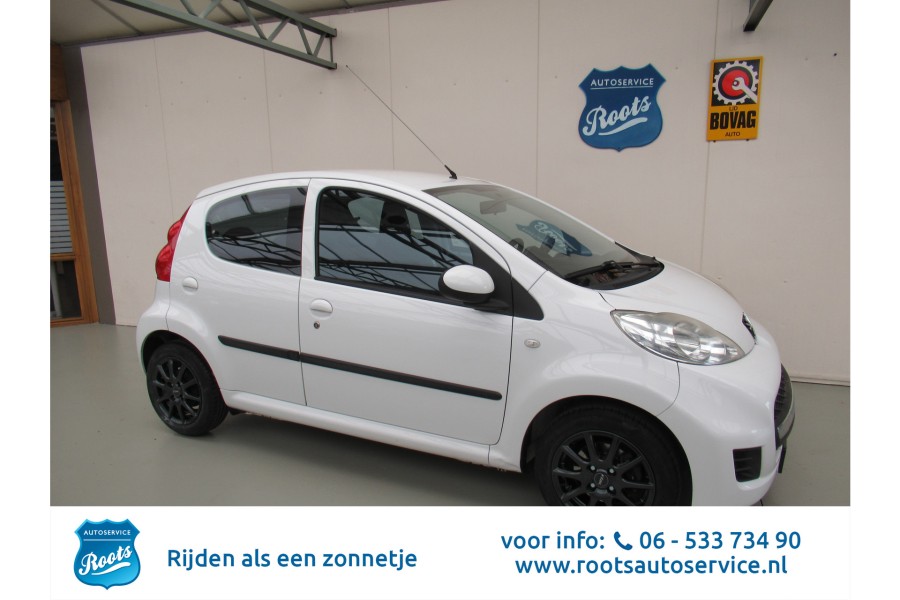 Peugeot 107 1.0-12V XS