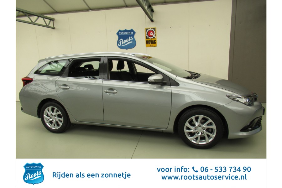 Toyota Auris Touring Sports