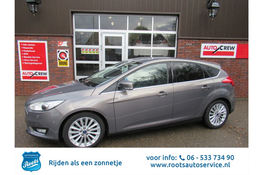 Ford Focus 5 DRS . 1.0 Titanium Edition