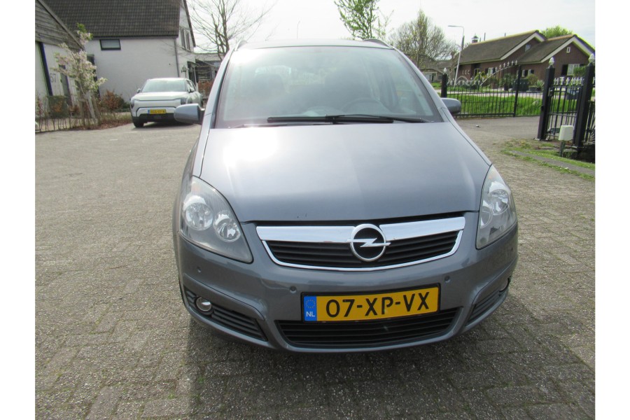 Opel Zafira 2.2 Temptation
